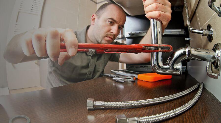 Expert burst pipe repair services in Jewett, OH